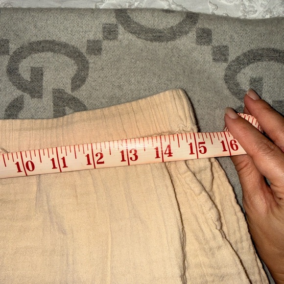 Wilfred Cotton Shorts, Cream, M - Picture 4 of 8